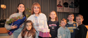 2nd and 3rd Grade welcome Elena Artzanidou and “Isolde’s Box”