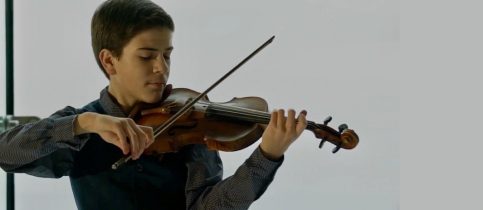 Ο μαθητής Θάνος Κυπάρος (Β΄ Γυμνασίου) κατέκτησε το Grand Prix στον Διεθνή Διαγωνισμό «Spring in London» First International Competition of Music and Arts, United Kingdom, στην κατηγορία «Instrumental Creativity-Violin», στην ηλικιακή ομάδα 13 - 15 ετών.