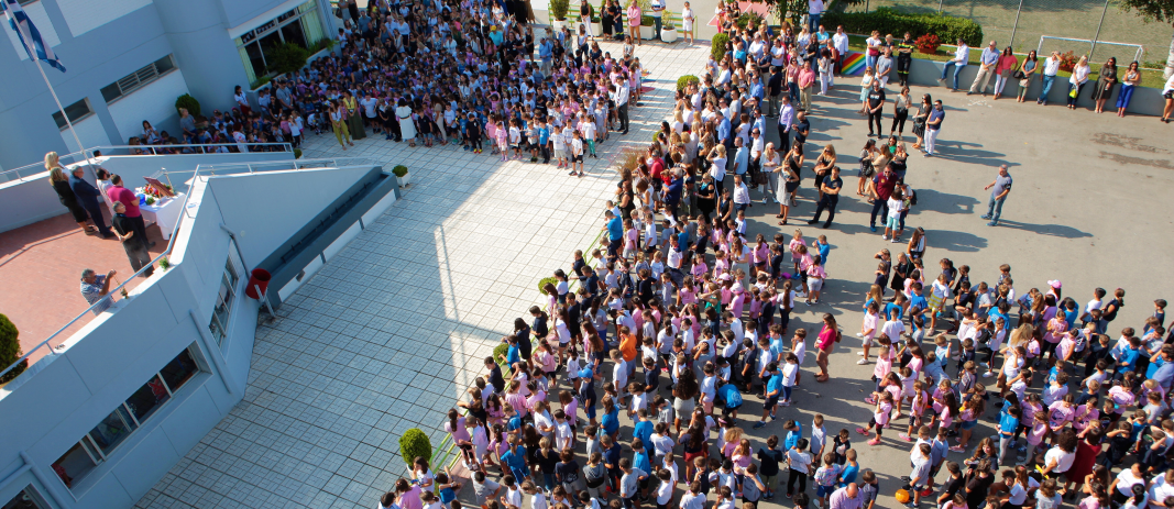 In a moving atmosphere, parents, teachers and students attended the Blessing of Waters ceremony and welcomed the new school year